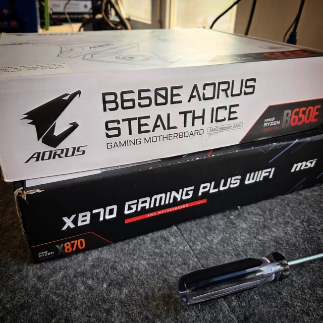 Dużo zleceń, mało sociali .. Kolejny przegląd tygodnia w dużym skrócie. Miłego weekendu! #serwis #weekend #gdansk #trojmiasto #praca